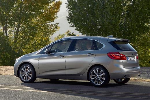 ב.מ.וו סדרה 2 אקטיב טורר